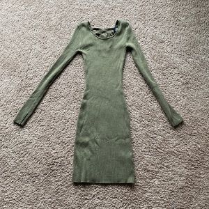 Green body con dress